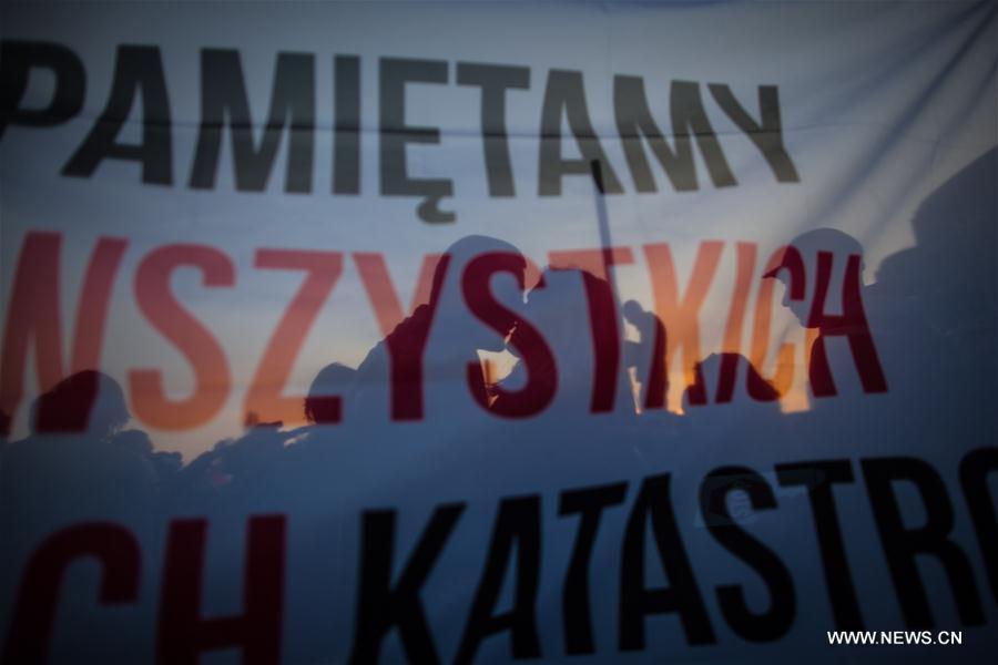 POLAND-WARSAW-PLANE CRASH-ANNIVERSARY-COMMEMORATION