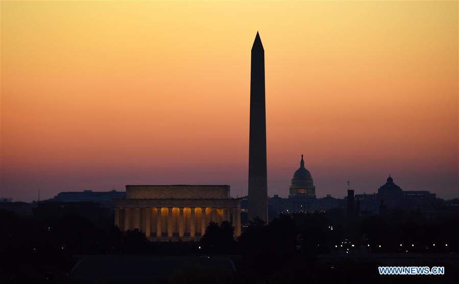 U.S.-WASHINGTON D.C.-SUNRISE