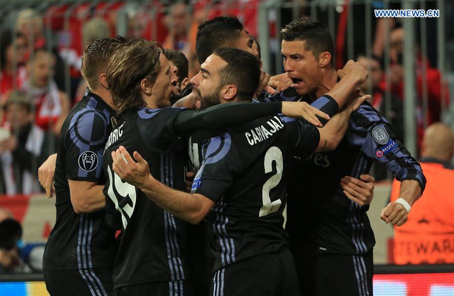 (SP)GERMANY-MUNICH-SOCCER-UEFA-BAYERN MUNICH VS REAL MADRID