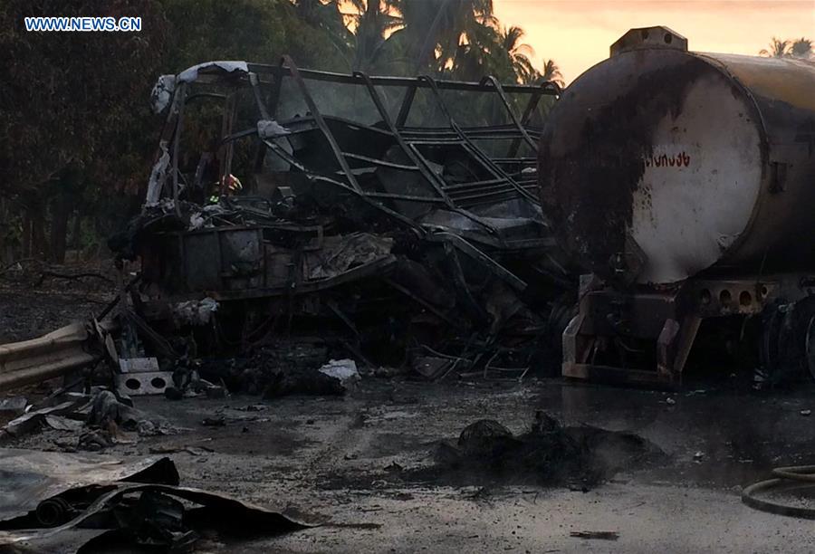 MEXICO-GUERRERO-COLLISION