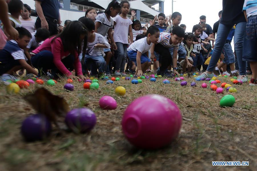 PHILIPPINES-PASAY CITY-EASTER EGG HUNT