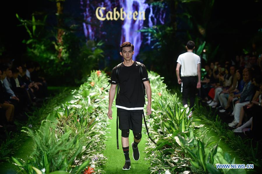 CHINA-FUJIAN-SHISHI-FASHION SHOW (CN)