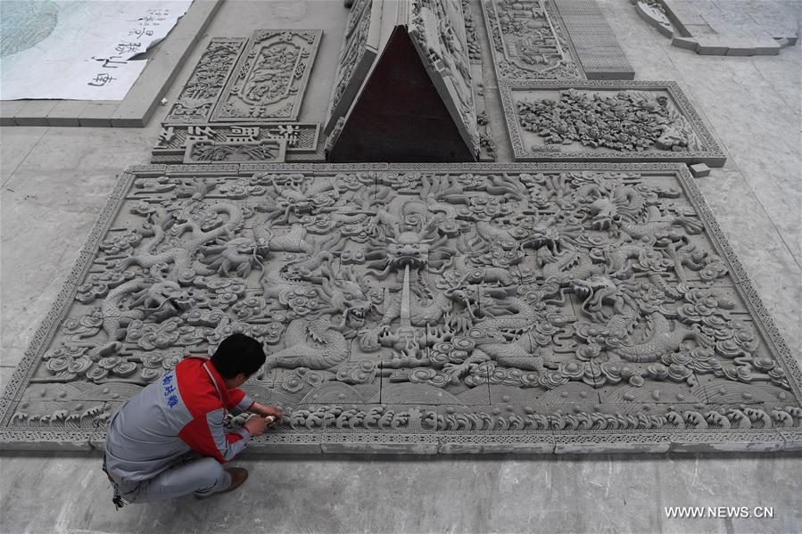 CHINA-GANSU-LINXIA-BRICK CARVING (CN) 