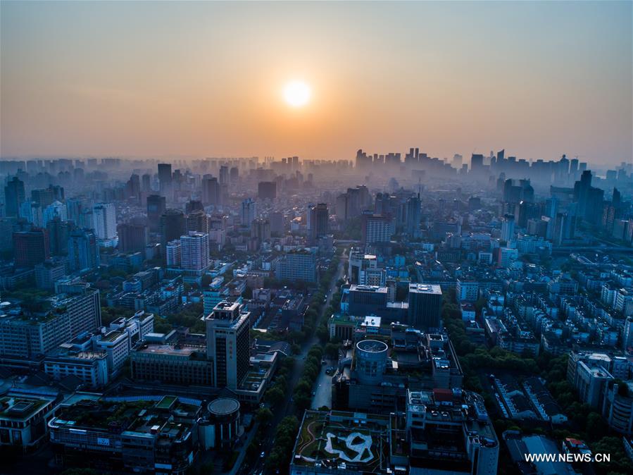 CHINA-HANGZHOU-AERIAL VIEWS-DAWN (CN)