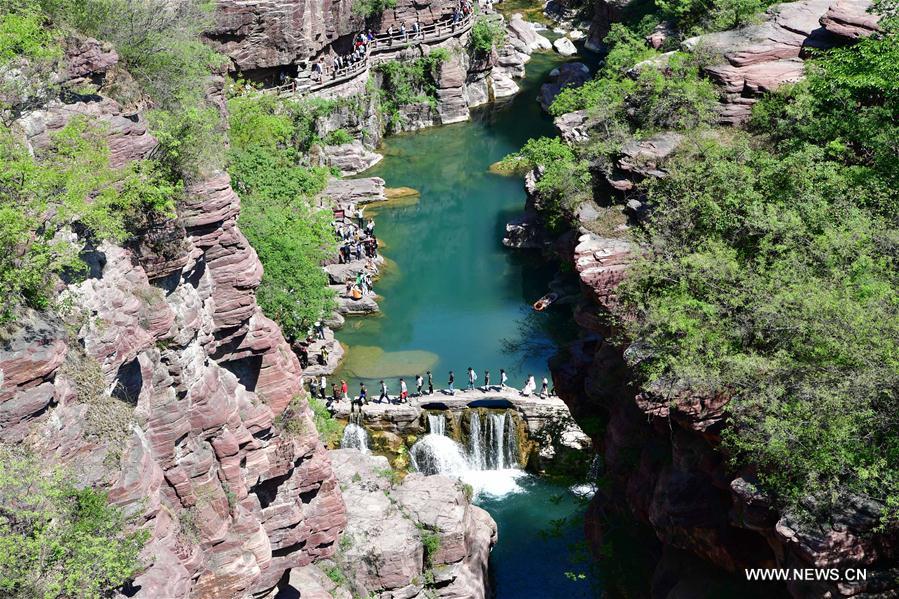 CHINA-HENAN-YUNTAI MOUNTAIN-SCENERY (CN)