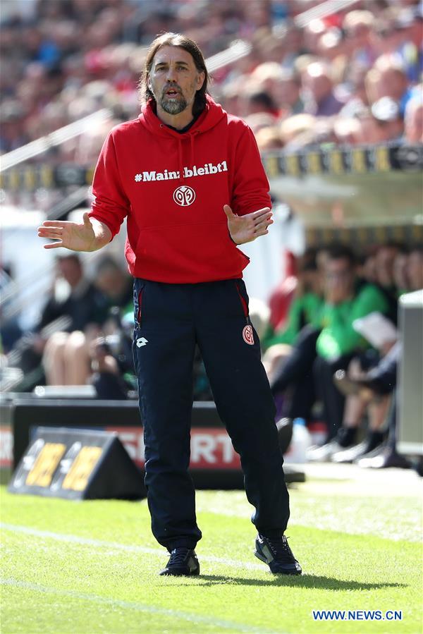 (SP)GERMANY-MOENCHENGLADBACH-SOCCER-BUNDESLIGA-BORUSSIA MOENCHENGLADBACH VS FSV MAINZ