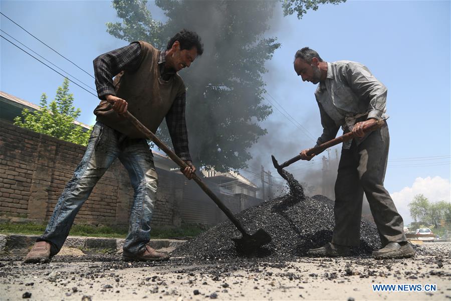 KASHMIR-SRINAGAR-INTERNATIONAL LABOR DAY