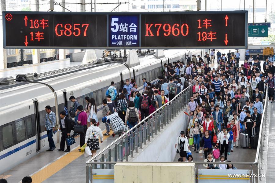 CHINA-ZHENGZHOU-HOLIDAY-TRAVEL RUSH (CN)