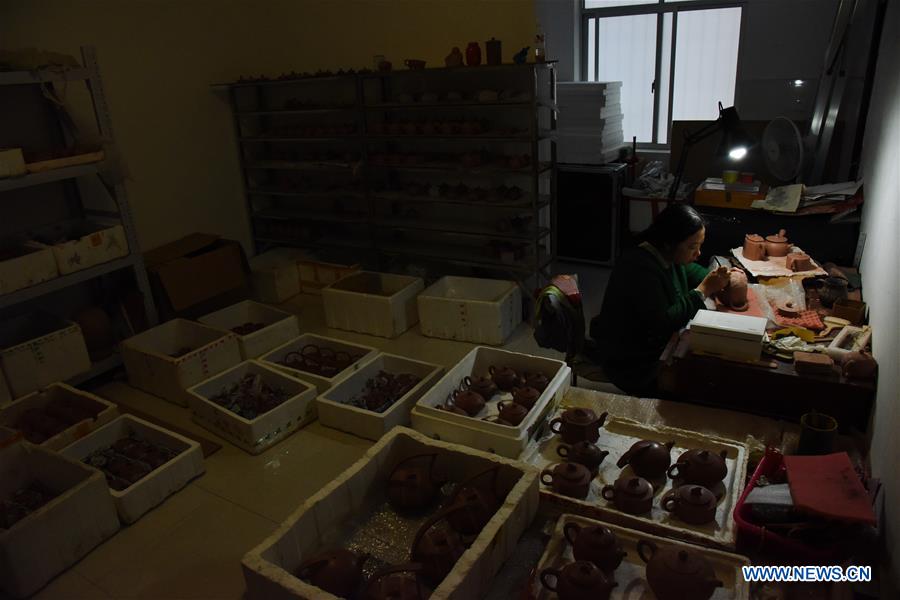 CHINA-GUANGXI-QINZHOU-NIXING POTTERY (CN)