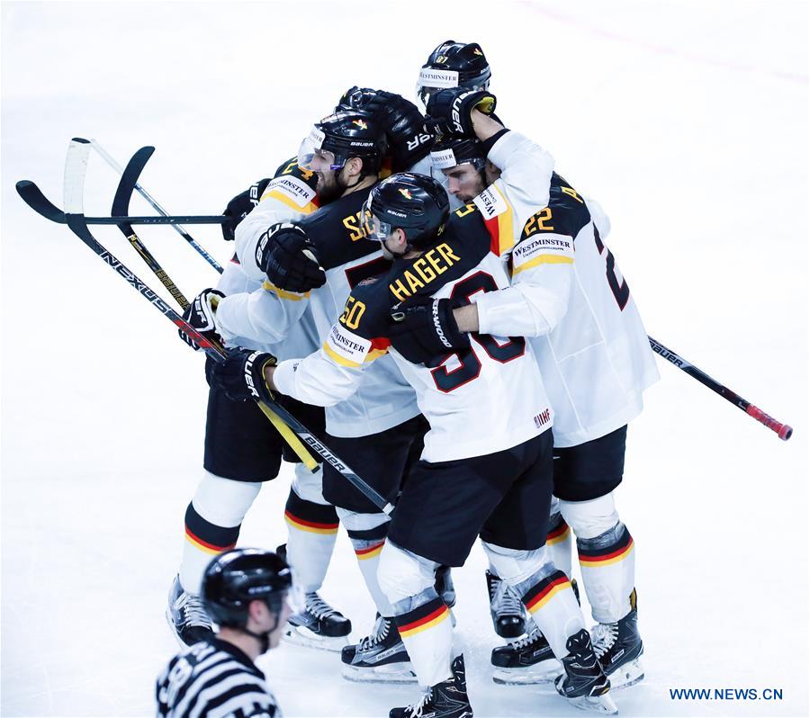 (SP)GERMANY-COLOGNE-ICE HOCKEY-WORLD CHAMPIONSHIPS-PRELIMINARY ROUND-GROUP A-USA VS GER