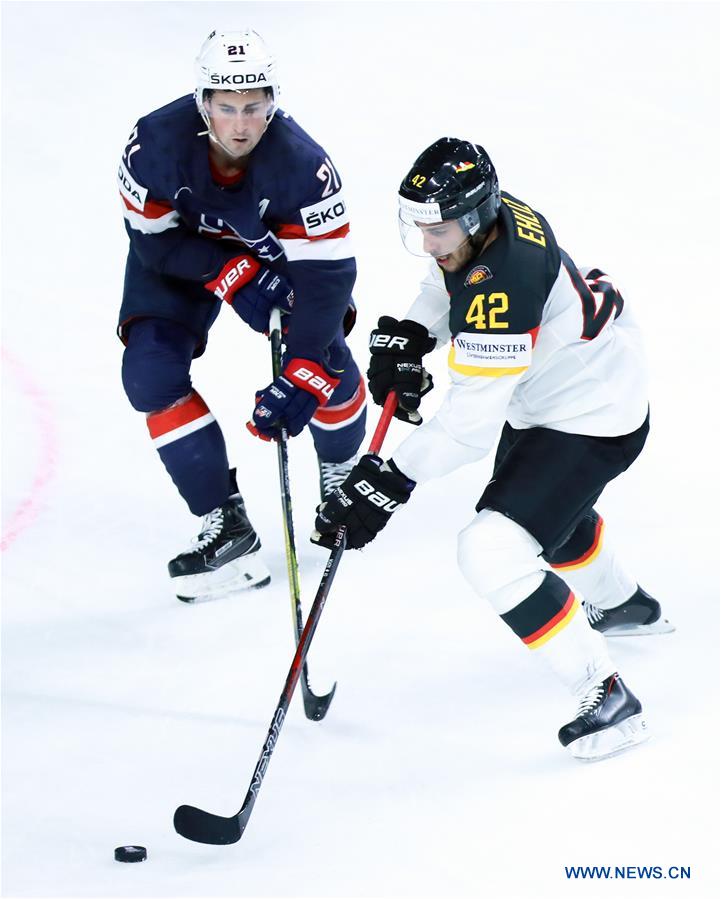 (SP)GERMANY-COLOGNE-ICE HOCKEY-WORLD CHAMPIONSHIPS-PRELIMINARY ROUND-GROUP A-USA VS GER