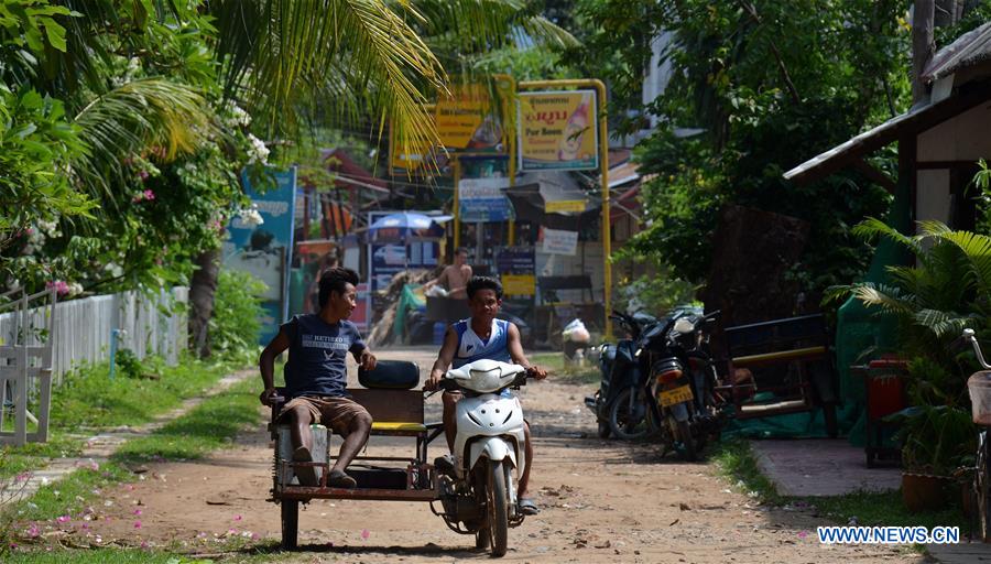 LAOS-CHAMPASAK-SI PHAN DON