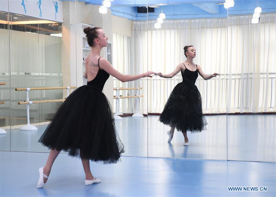 CHINA-CHONGQING-MOLDOVAN GIRL (CN)