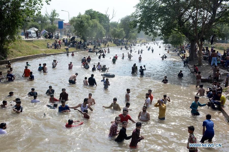 PAKISTAN-LAHORE-WEATHER-HEAT WAVE