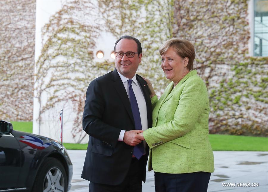 GERMANY-BERLIN-FRANCE-PRESIDENT-VISIT