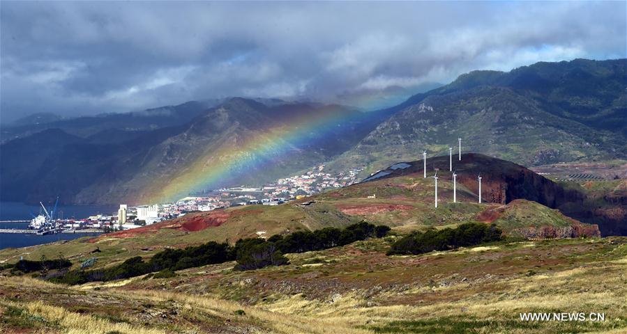 PORTUGAL-FENCHAL-RAINBOW