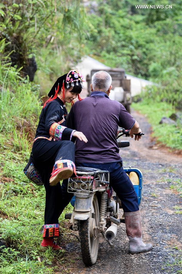 CHINA-GUANGXI-DAHUA-ROLE MODEL (CN)