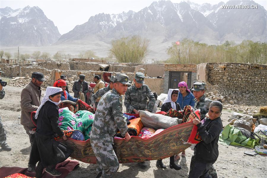 #CHINA-XINJIANG-EARTHQUAKE-RESCUE (CN*)