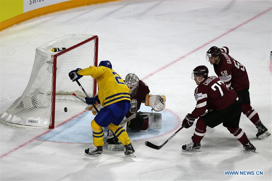 (SP)GERMANY-COLOGNE-ICE HOCKEY-IIHF-WORLD CHAMPIONSHIP-PRELIMINARY ROUND-SWEDEN VS LATVIA