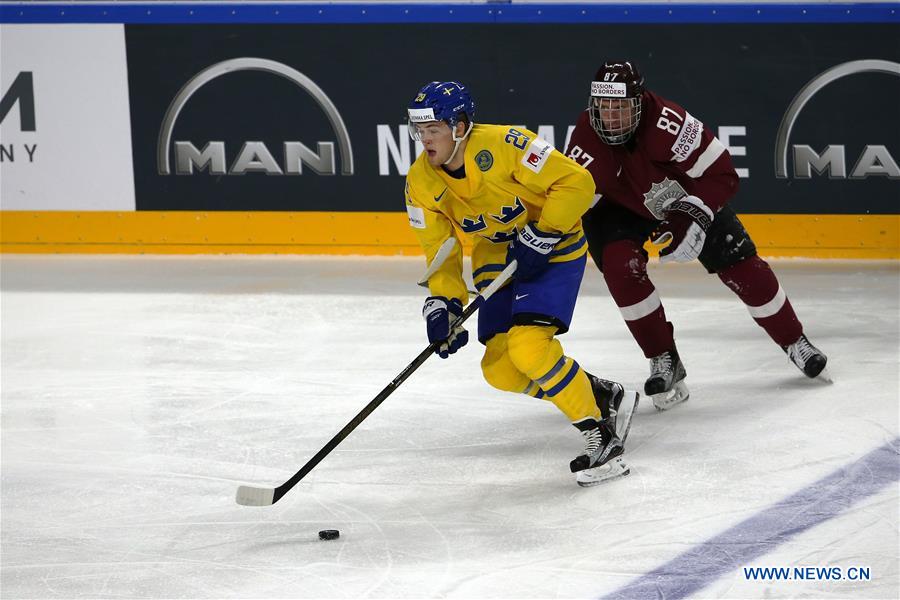 (SP)GERMANY-COLOGNE-ICE HOCKEY-IIHF-WORLD CHAMPIONSHIP-PRELIMINARY ROUND-SWEDEN VS LATVIA