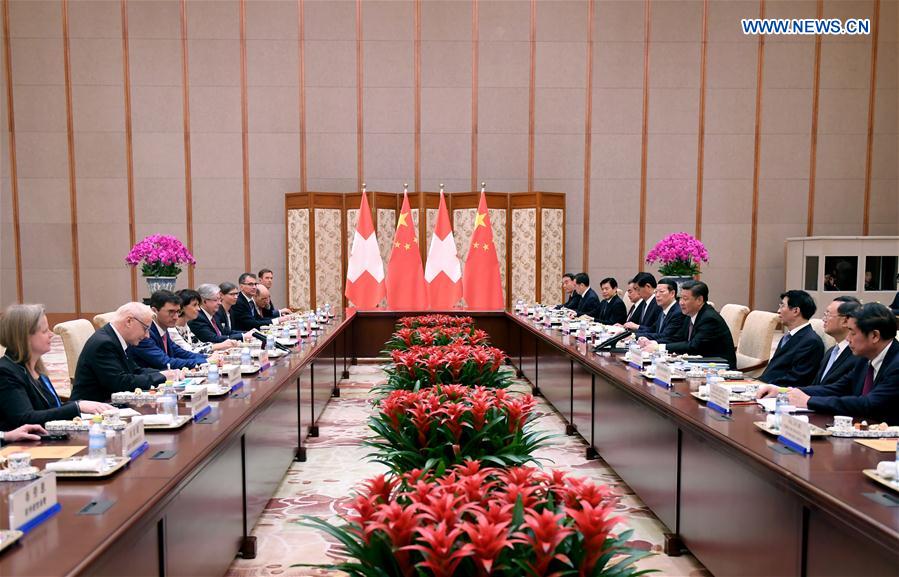 (BRF)CHINA-SWITZERLAND-XI JINPING-LEUTHARD-MEETING (CN)