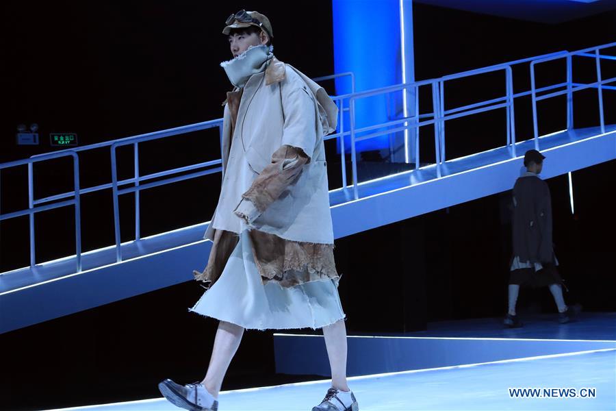 CHINA-BEIJING-FASHION WEEK(CN)