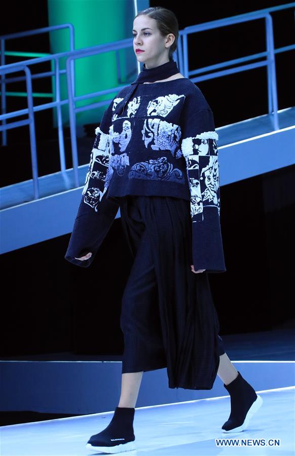 CHINA-BEIJING-FASHION WEEK(CN)