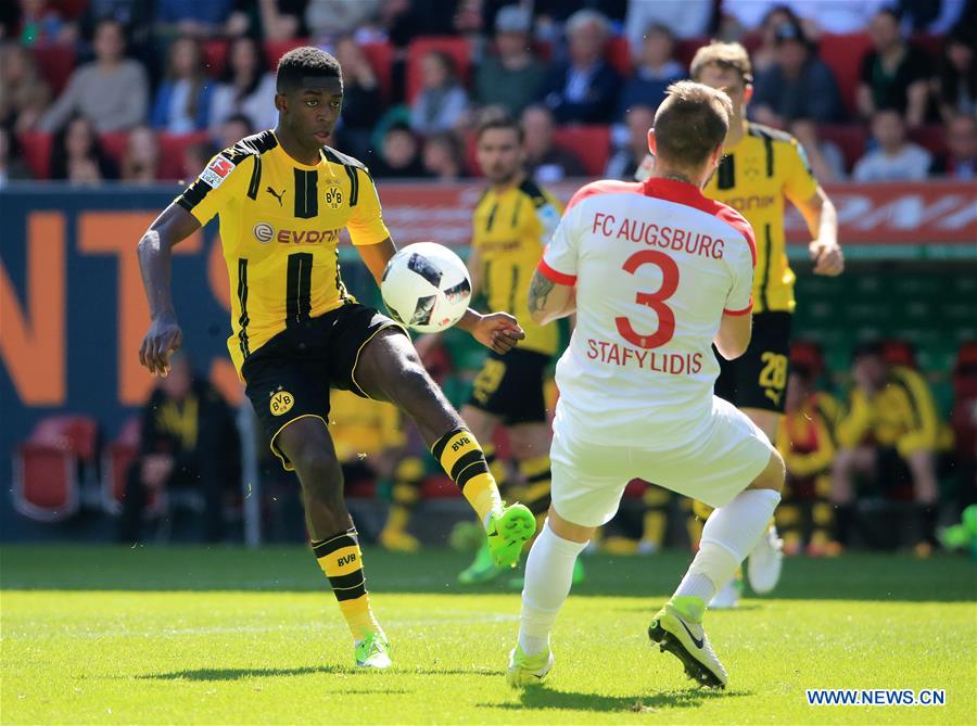 (SP)GERMANY-AUGSBURG-SOCCER-BUNDESLIGA-FC AUGSBURG VS BORUSSIA DORTMUND