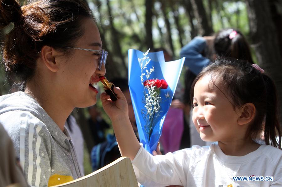 #CHINA-SHANDONG-MOTHER'S DAY (CN)