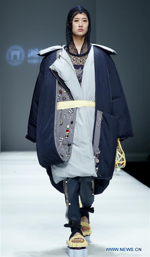CHINA-BEIJING-GRADUATE FASHION WEEK (CN)