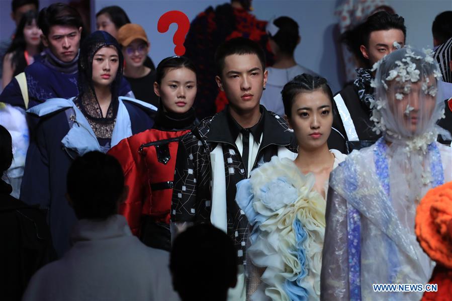 CHINA-BEIJING-GRADUATE FASHION WEEK (CN)