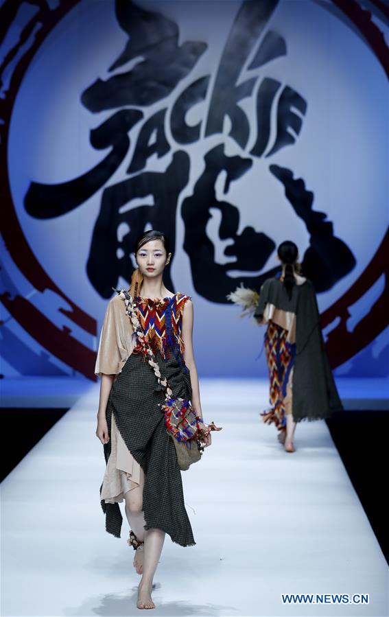 CHINA-BEIJING-GRADUATE FASHION WEEK (CN)