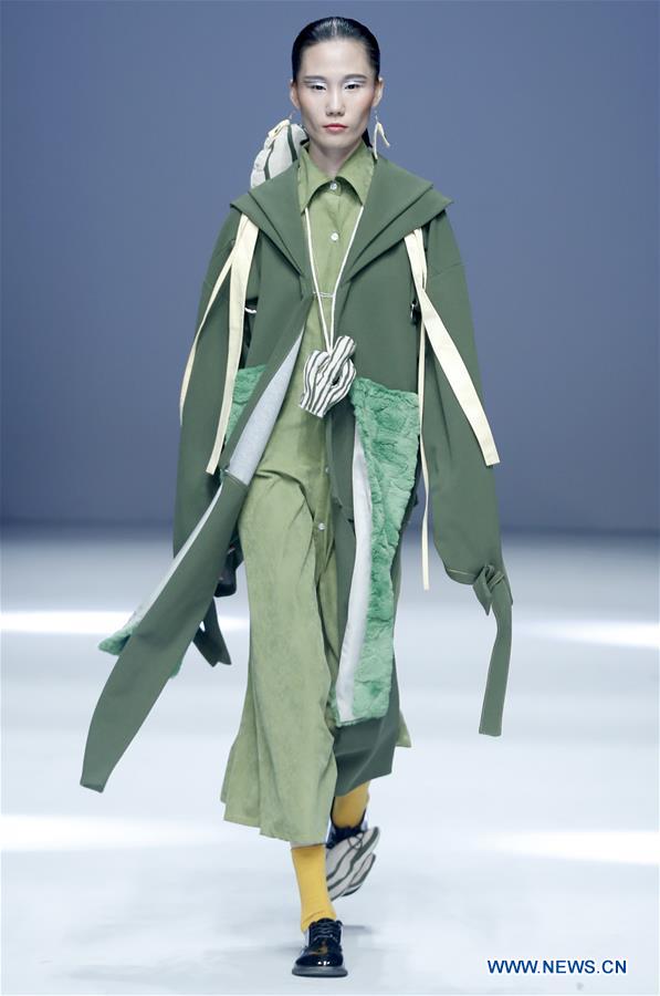 CHINA-BEIJING-GRADUATE FASHION WEEK (CN)