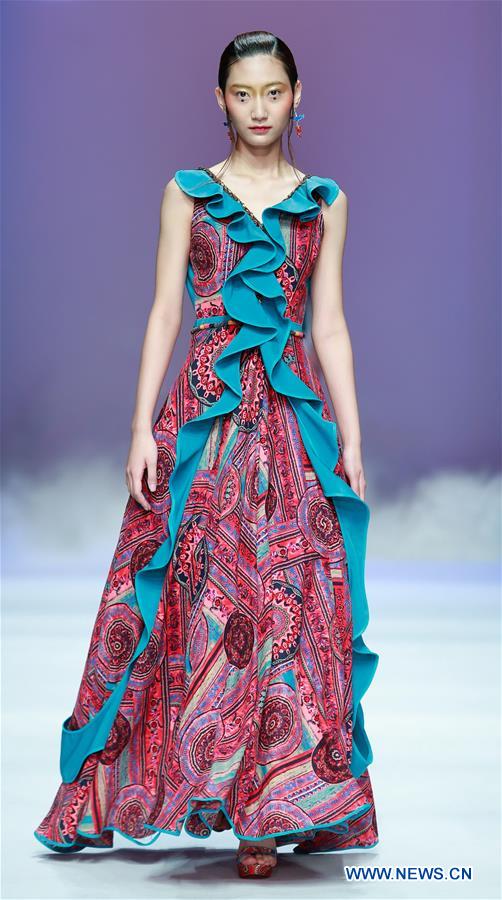 CHINA-BEIJING-GRADUATE FASHION WEEK (CN)