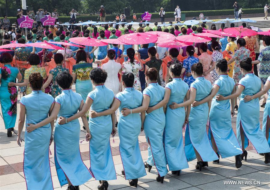 #CHINA-ANHUI-WUHU-CHEONGSAM SHOW (CN)