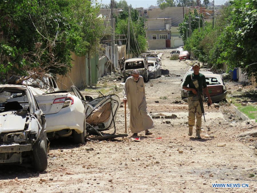 IRAQ-WESTERN MOSUL-RECAPTURED NEIGHBORHOOD-VISIT
