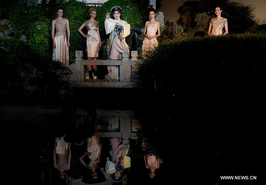 CHINA-SUZHOU-FASHION WEEK(CN)