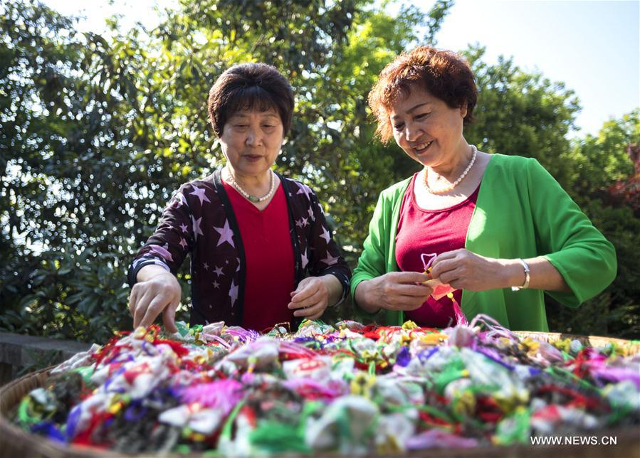 CHINA-HUBEI-QU YUAN-HOMETOWN-DRAGON BOAT FESTIVAL (CN)