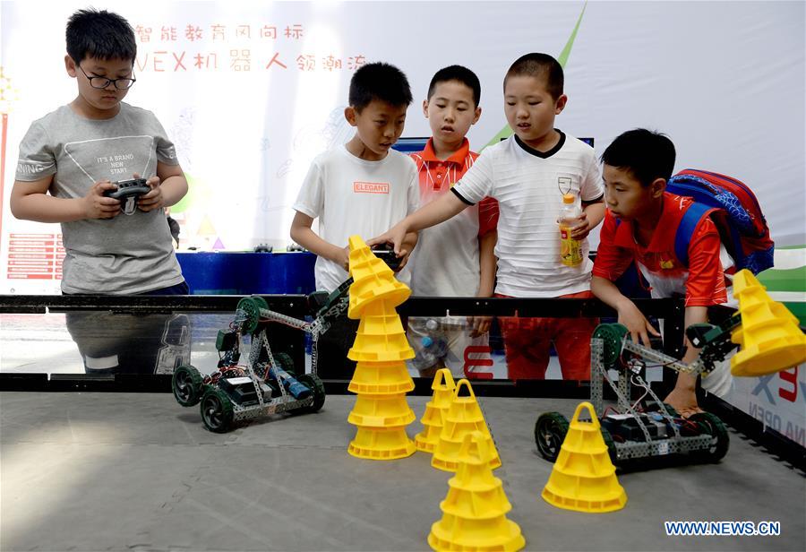 CHINA-XI'AN-ROBOT-CARNIVAL (CN)