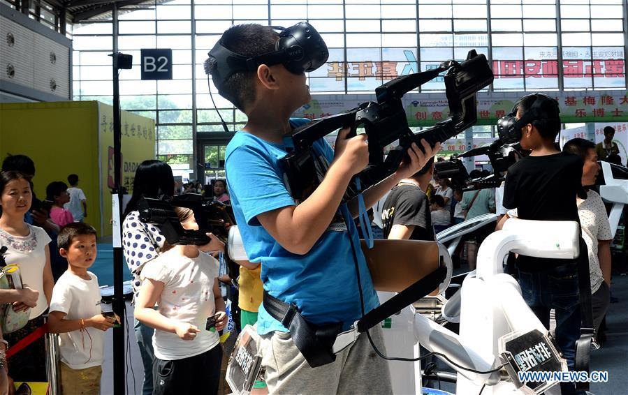 CHINA-XI'AN-ROBOT-CARNIVAL (CN)