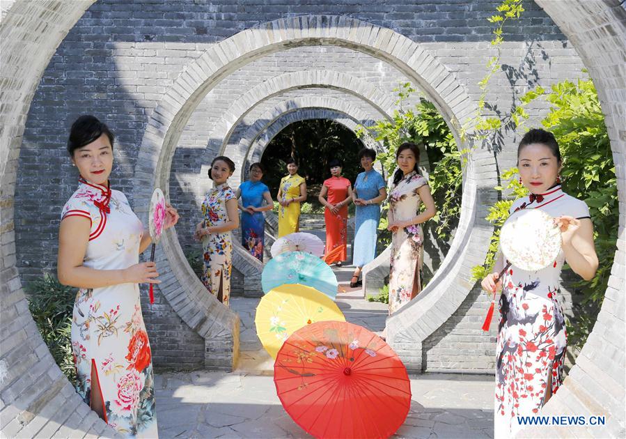 #CHINA-JIANGSU-TAIZHOU-CHEONGSAM SHOW (CN) 