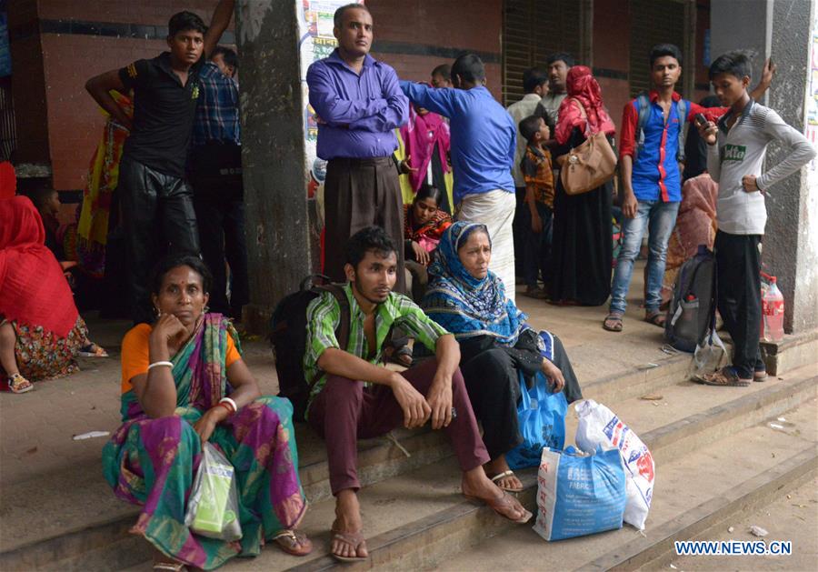 BANGLADESH-DHAKA-CYCLONE-MORA