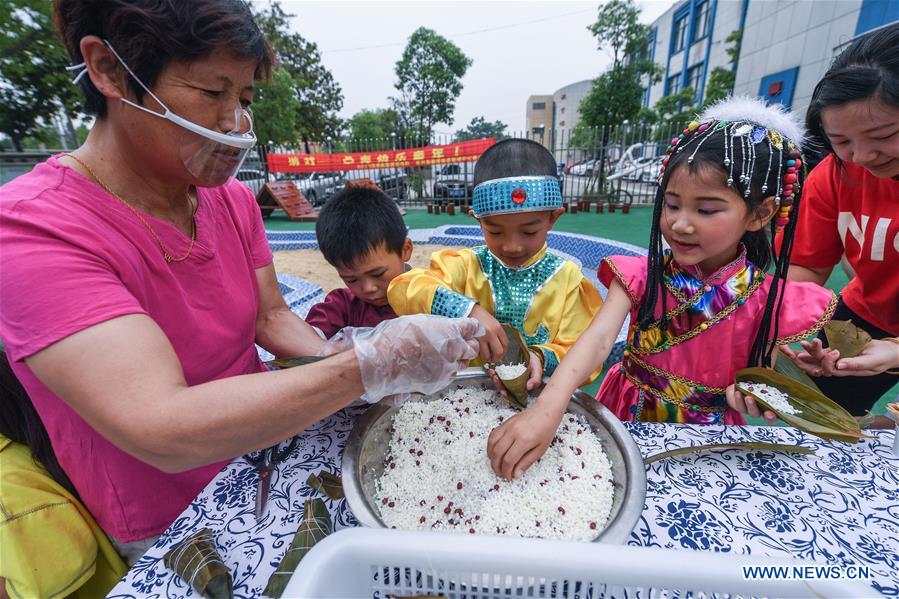 CHINA-ZHEJIANG-CHILDREN'S DAY-CULTURE (CN)