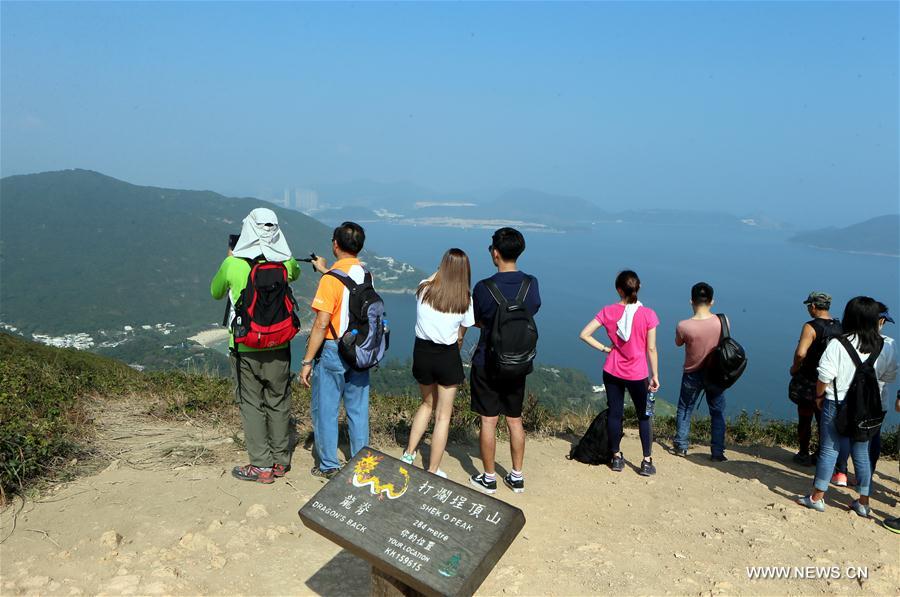 CHINA-HONG KONG-MOUNTAIN PATH-DAILY LIFE (CN)