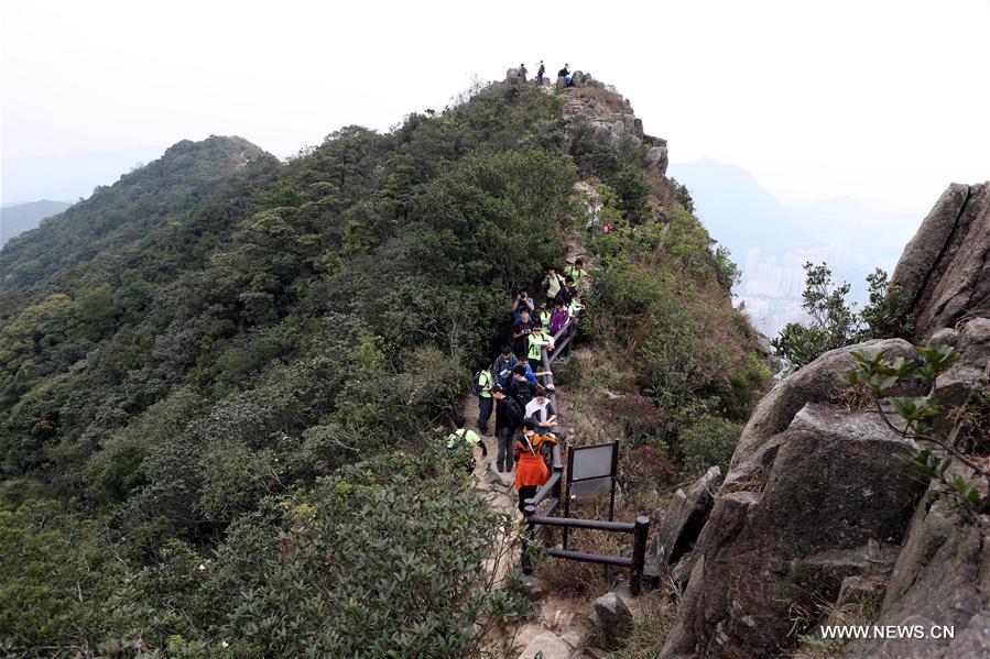 CHINA-HONG KONG-MOUNTAIN PATH-DAILY LIFE (CN)