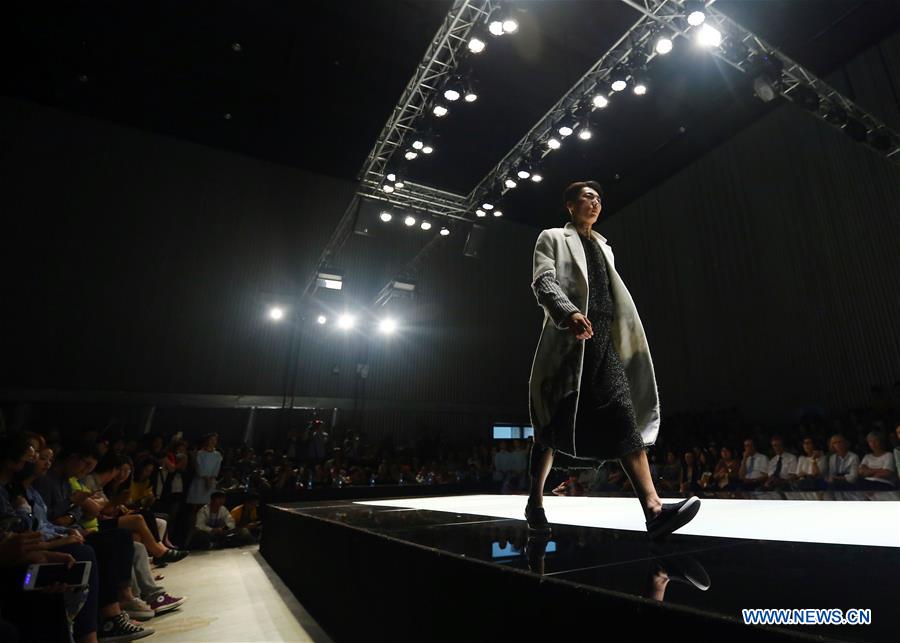 #CHINA-TIANJIN-POLYTECHNIC UNIVERSITY-FASHION SHOW (CN)