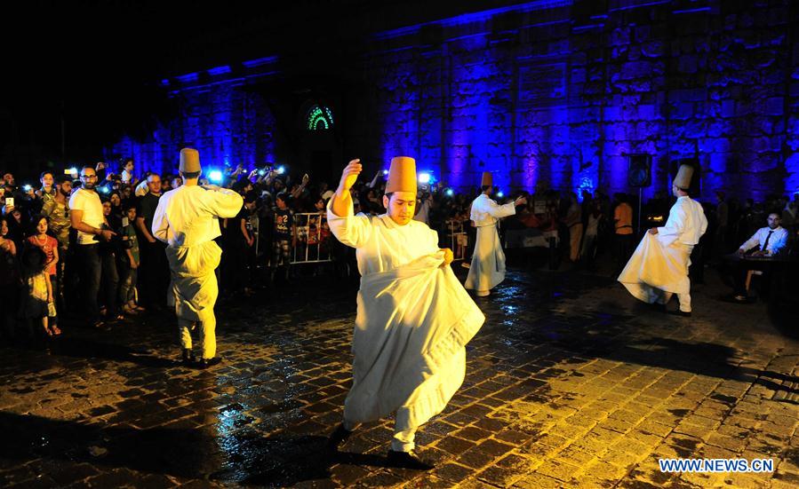 SYRIA-DAMASCUS-RAMADAN-DANCE