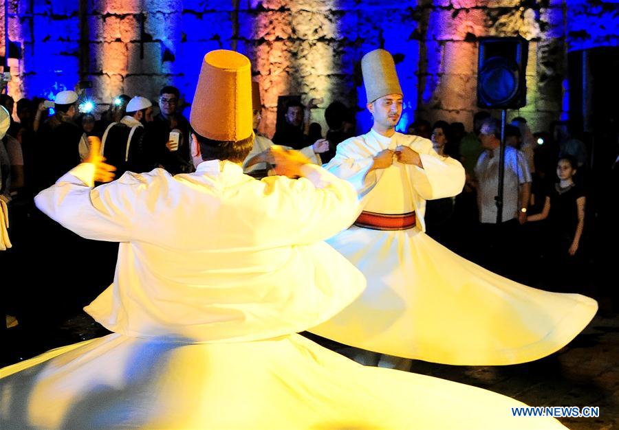 SYRIA-DAMASCUS-RAMADAN-DANCE