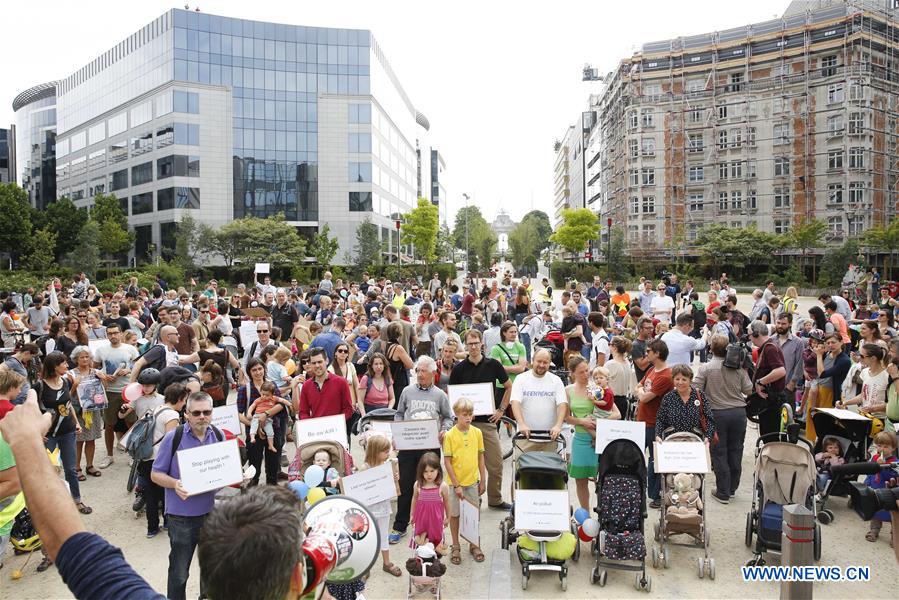 BELGIUM-BRUSSELS-PARADE-AIR QUALITY