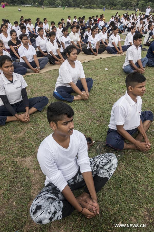 INDIA-KOLKATA-YOGA DAY